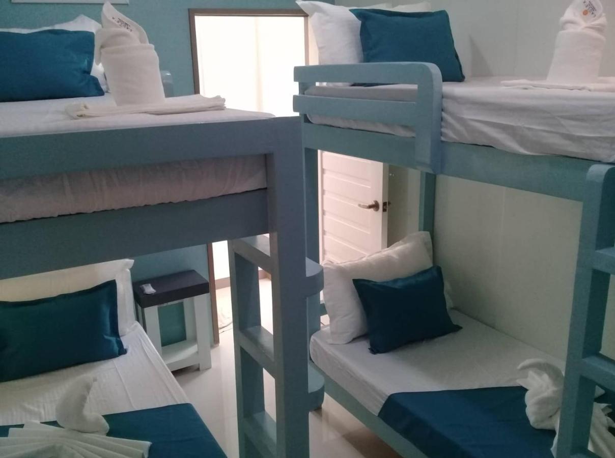 Laule'A Hostel Эль-Нидо Экстерьер фото